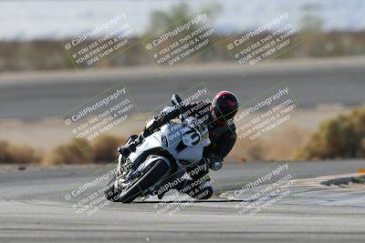 media/Nov-16-2025-Race Pace (Sun) [[8c5fa54630]]/Non Verified Riders (1st 20 Minutes)/1-Turn 14 (10am)/